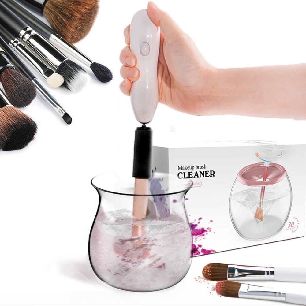 **NEW** Makeup Brush Cleaner